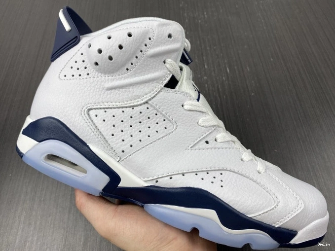 Bmlin CT8529-141 Navy (2022) Jordan Retro 6 Midnight 0812